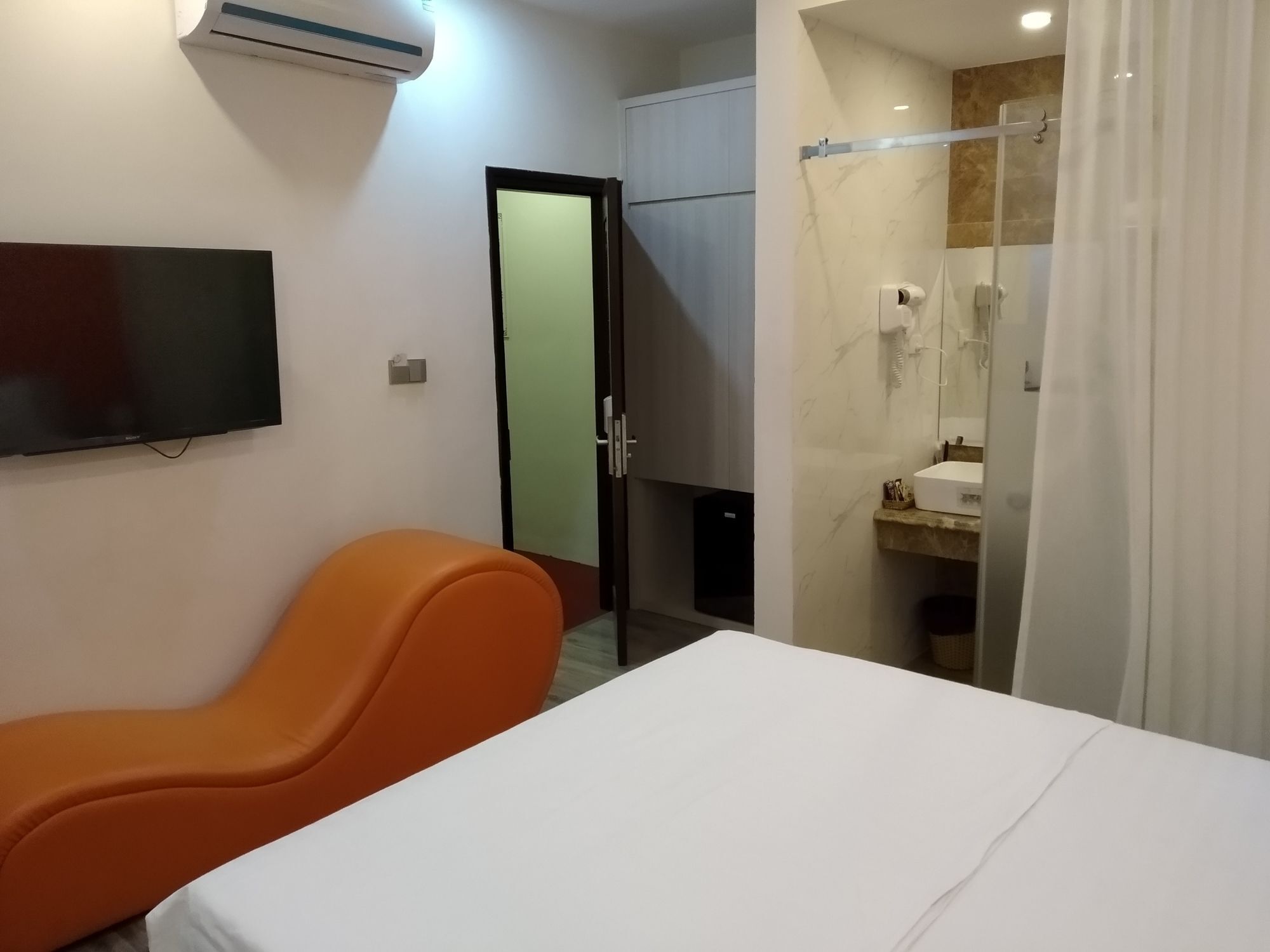 Golden Hotel هانوي المظهر الخارجي الصورة